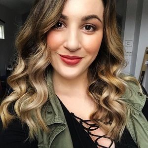 Meet your Posher, Alexa